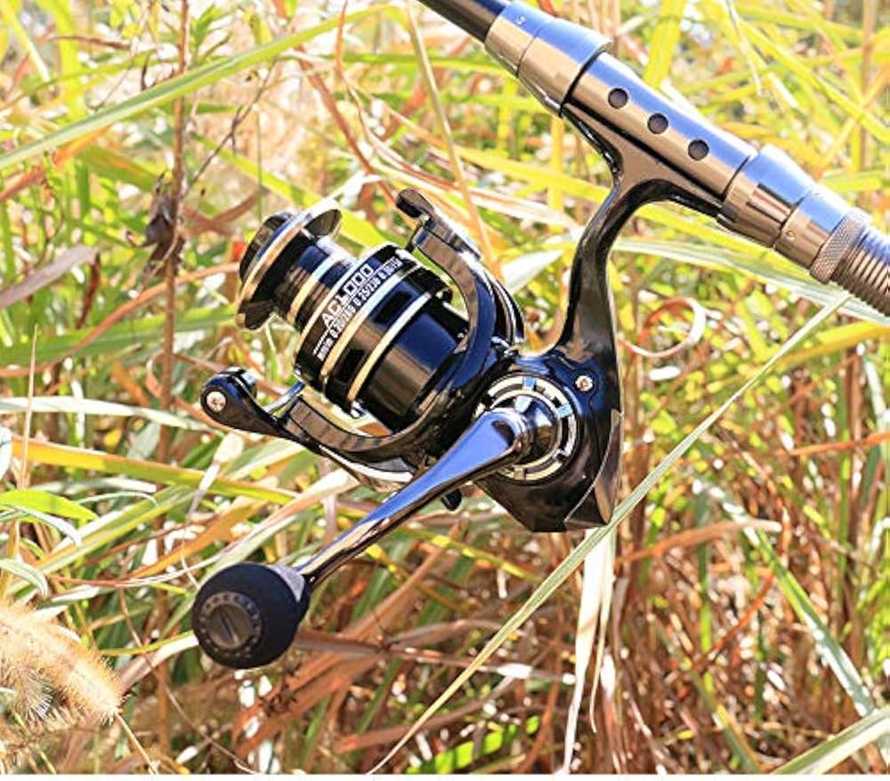 【送料無料】全金属製スピニングリール 3000番 5kgドラグ 海淡両用 送料無料】全金属製スピニングリール 3000番 5kgドラグ 海淡両用
